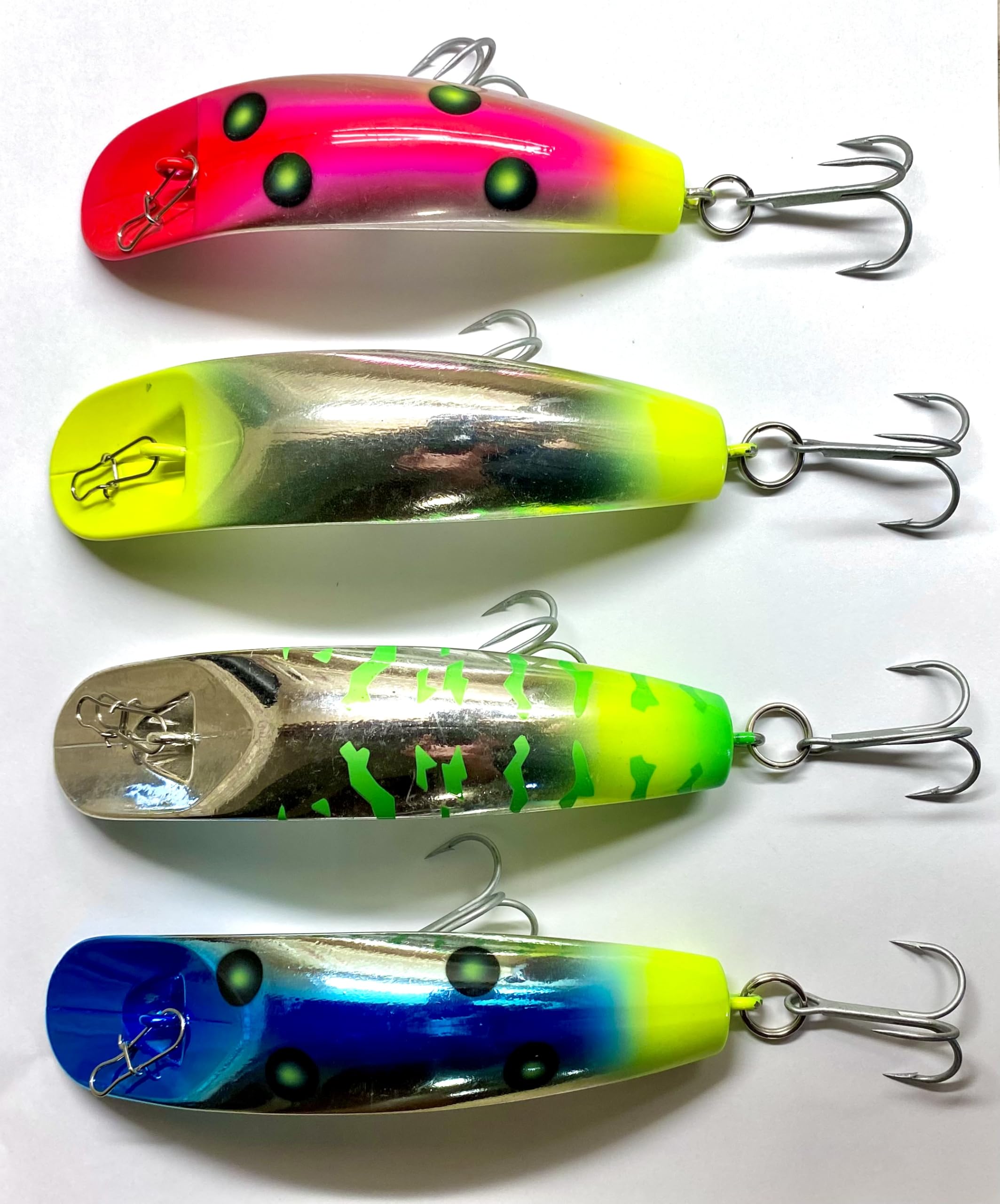 Amazon.com : Montana Tackle Salmon Plug: Chartreuse Goose : Sports